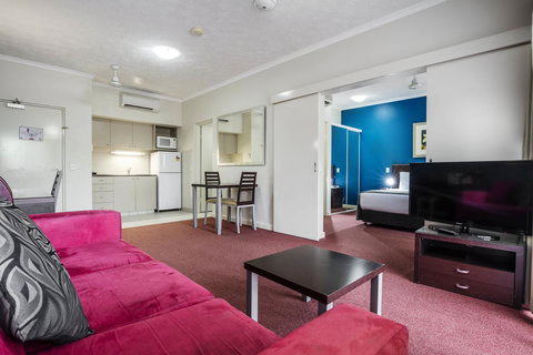 Mercure Darwin Airport Resort - Accommodation Burleigh 33