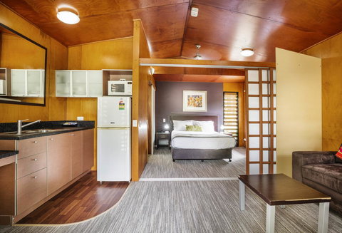 Mercure Darwin Airport Resort - Accommodation Burleigh 3