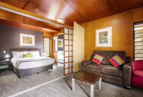 Mercure Darwin Airport Resort - Accommodation Burleigh 2