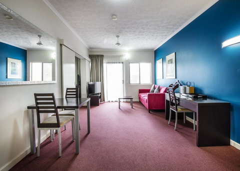 Mercure Darwin Airport Resort - Accommodation Burleigh 34