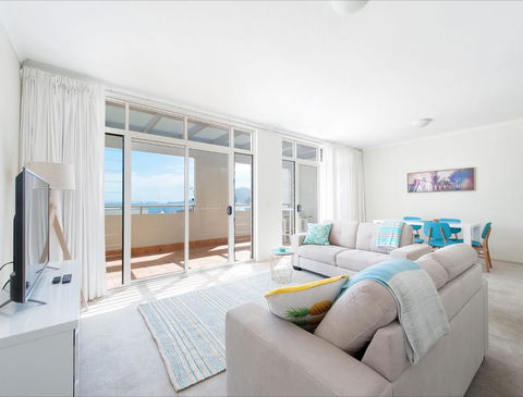 Seaspray Villa 5 - Accommodation Burleigh 3