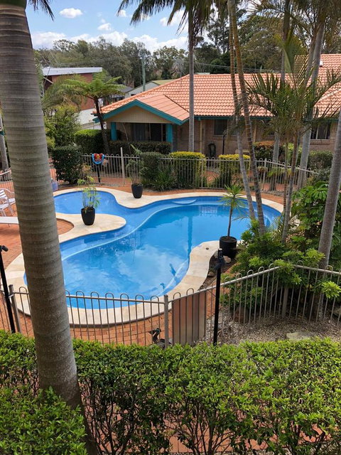Beaches Serviced Apartments - Accommodation Burleigh 10