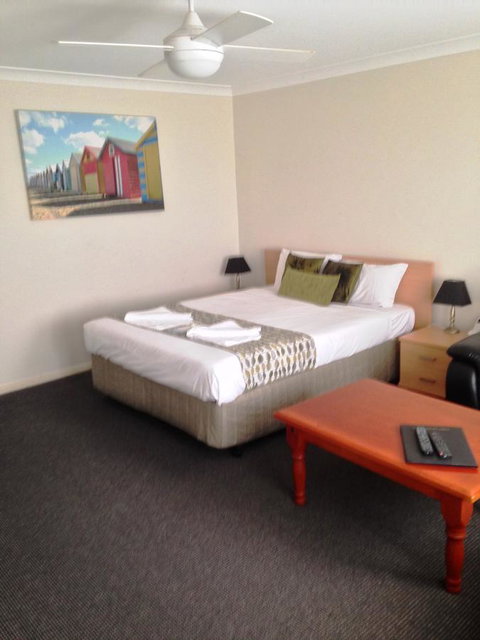 Beaches Serviced Apartments - Accommodation Burleigh 36