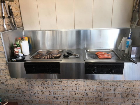 Beaches Serviced Apartments - Accommodation Burleigh 16
