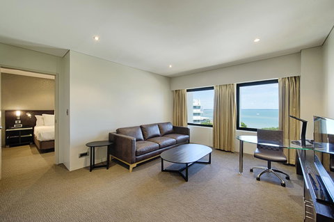 Hilton Darwin - Accommodation Burleigh 12