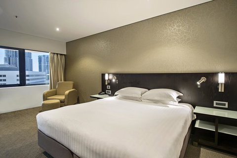 Hilton Darwin - Accommodation Burleigh 32