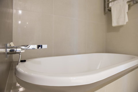 Hilton Darwin - Accommodation Burleigh 43