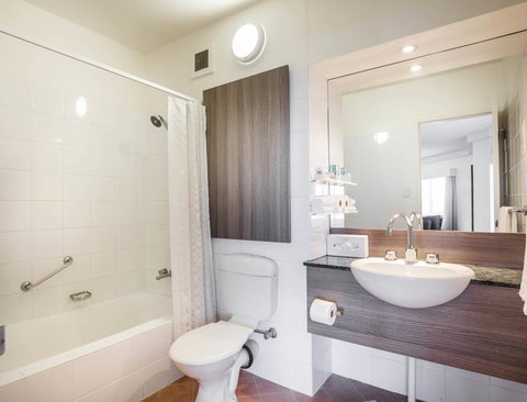 Novotel Darwin CBD - Accommodation Burleigh 27
