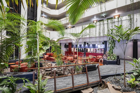 Novotel Darwin CBD - Accommodation Burleigh 2