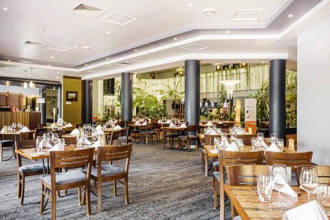 Novotel Darwin CBD - Accommodation Burleigh 17