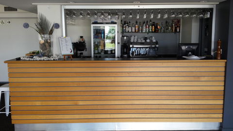 Corrigans Cove - Accommodation Burleigh 26