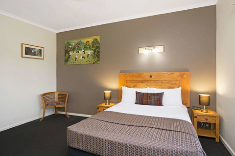 Quality Hotel Darwin Airport - Accommodation Burleigh 9