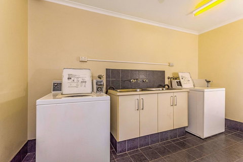 Quality Hotel Darwin Airport - Accommodation Burleigh 5
