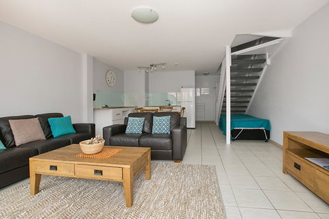 Nelson Bay Breeze - Accommodation Burleigh 10