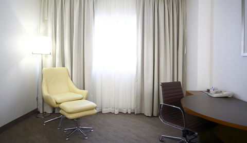 Novotel Canberra - Accommodation Burleigh 16