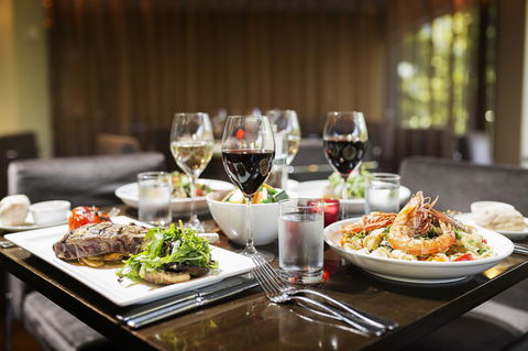 Novotel Canberra - Accommodation Burleigh 37