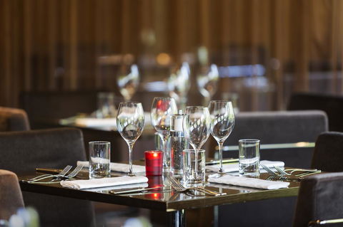 Novotel Canberra - Accommodation Burleigh 44