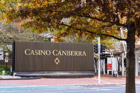 Highgate Executive Apartment City Walk Canberra - Accommodation Burleigh 41