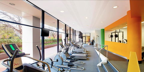 Crowne Plaza Canberra, An IHG Hotel - Accommodation Burleigh 6