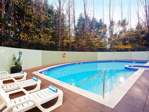 Crowne Plaza Canberra, An IHG Hotel - Accommodation Burleigh 7