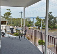 Boomerang on the Bay' 107 Government Road - boat parking air conditioning and water views - Accommodation Burleigh