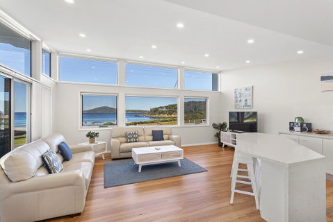 Boulder Bay Rd 1/2 - Fingal Bay - Accommodation Burleigh 1