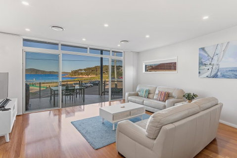 Boulder Bay Rd 2/2 - Fingal Bay - Accommodation Burleigh 1