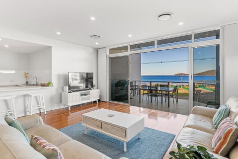 Boulder Bay Rd 2/2 - Fingal Bay - Accommodation Burleigh 0