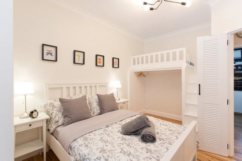 Boutique Central Apartment - Vogue - Accommodation Burleigh 2