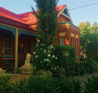 Boutique Motel Sefton House - Accommodation Burleigh