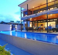 Bramston Beach - Luxury Holiday House - Accommodation Burleigh