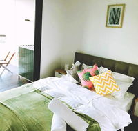 Brand New 2 bed Apartment with Absolute Park View - Accommodation Burleigh