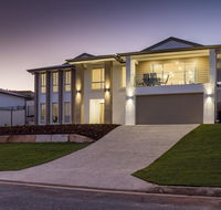 Brand New Executive Living - Accommodation Burleigh