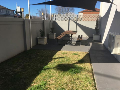 Breakout Motor Inn - Accommodation Burleigh 1