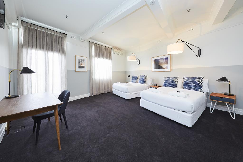 Willoughby East NSW Accommodation Burleigh