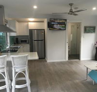 Brodie Beach Bungalow - Accommodation Burleigh