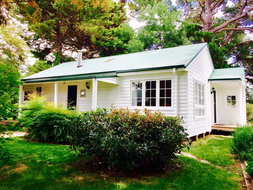 Book Walcha Accommodation Accommodation Burleigh Accommodation Burleigh