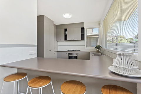CAPEL'S REST - CAPEL SOUND - Accommodation Burleigh 1
