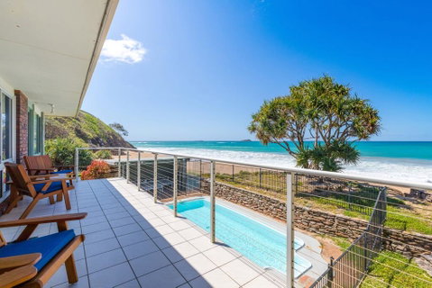 Captain's Quarters - Accommodation Burleigh 1