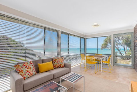 Captain's Quarters - Accommodation Burleigh 0