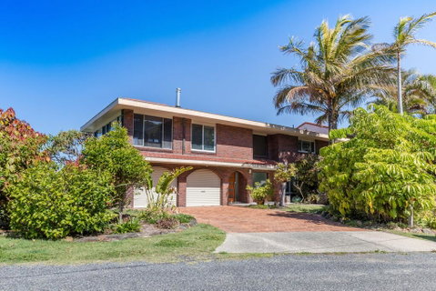 Captain's Quarters - Accommodation Burleigh 3