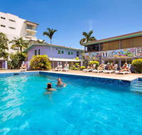 Caravella Backpackers - Accommodation Burleigh