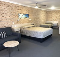 Cardiff Motor Inn - Accommodation Burleigh