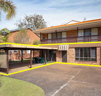 Casa Mia' 1/8 Catalina Close - between Little Beach  Shoal Bay Beach - Accommodation Burleigh