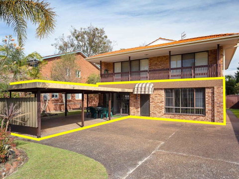 Casa Mia', 1/8 Catalina Close - Between Little Beach & Shoal Bay Beach - Accommodation Burleigh 0