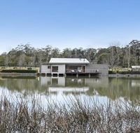 Casa sul lago - quite simply a very special place - Accommodation Burleigh