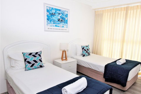 Cashelmara Beachfront Apartments - Accommodation Burleigh 1