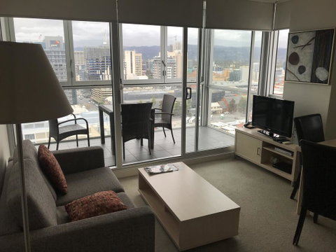 CBD Penthouse View Apartment - Accommodation Burleigh 2