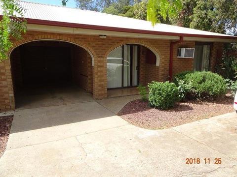 CCC - Central Clean Comfortable Apartment - Accommodation Burleigh 0