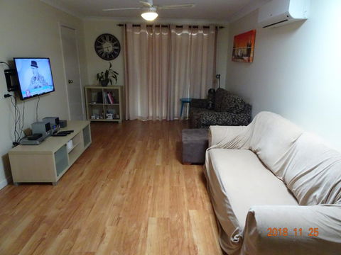 CCC - Central Clean Comfortable Apartment - Accommodation Burleigh 2